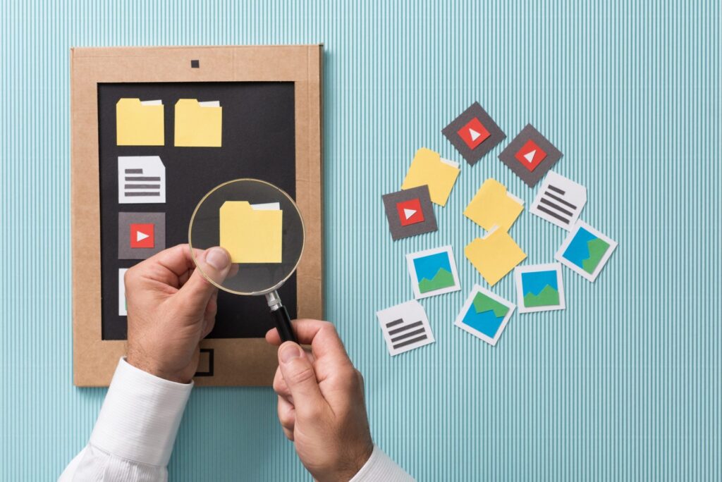 Files selection and management