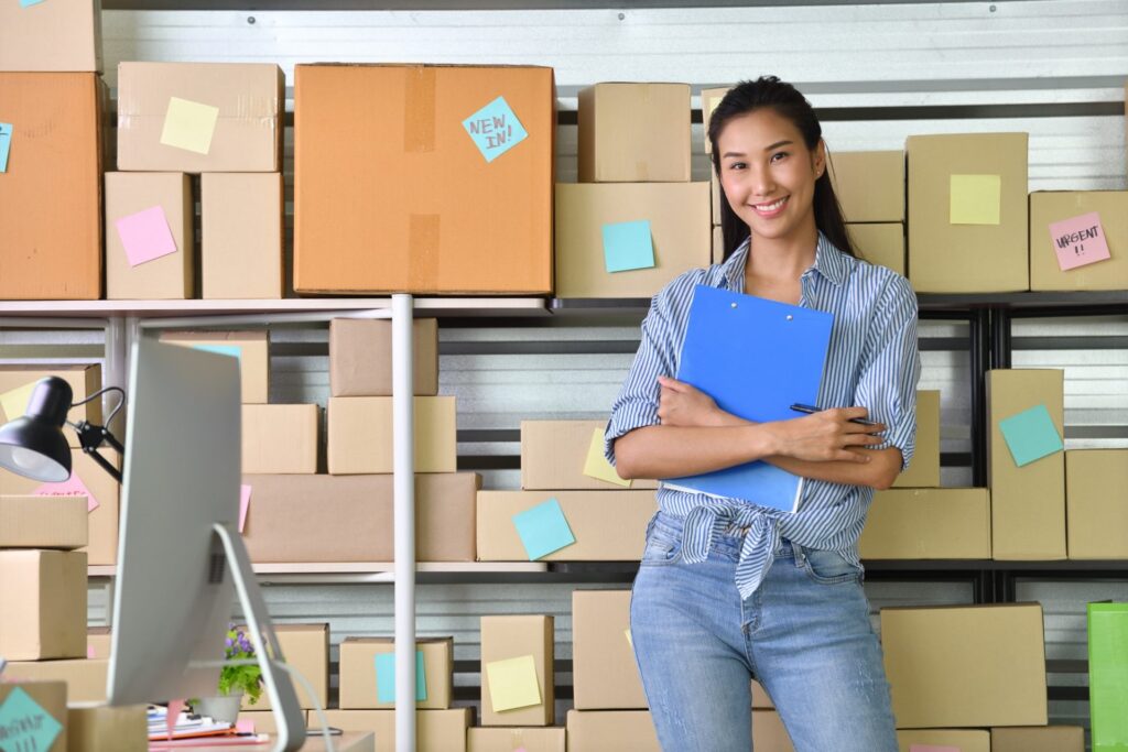 Meer exposure voor je webshop - Prijsvergelijkers - Product Feeds - Google Merchant Center 2 Business woman, Entrepreneur
