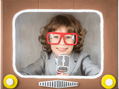 child-playing-with-cartoon-tv-P5HCNM3-Isolated1000